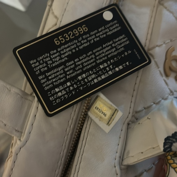 CHANEL MATIERES DIVERSES TOTE - Picture 7 of 10